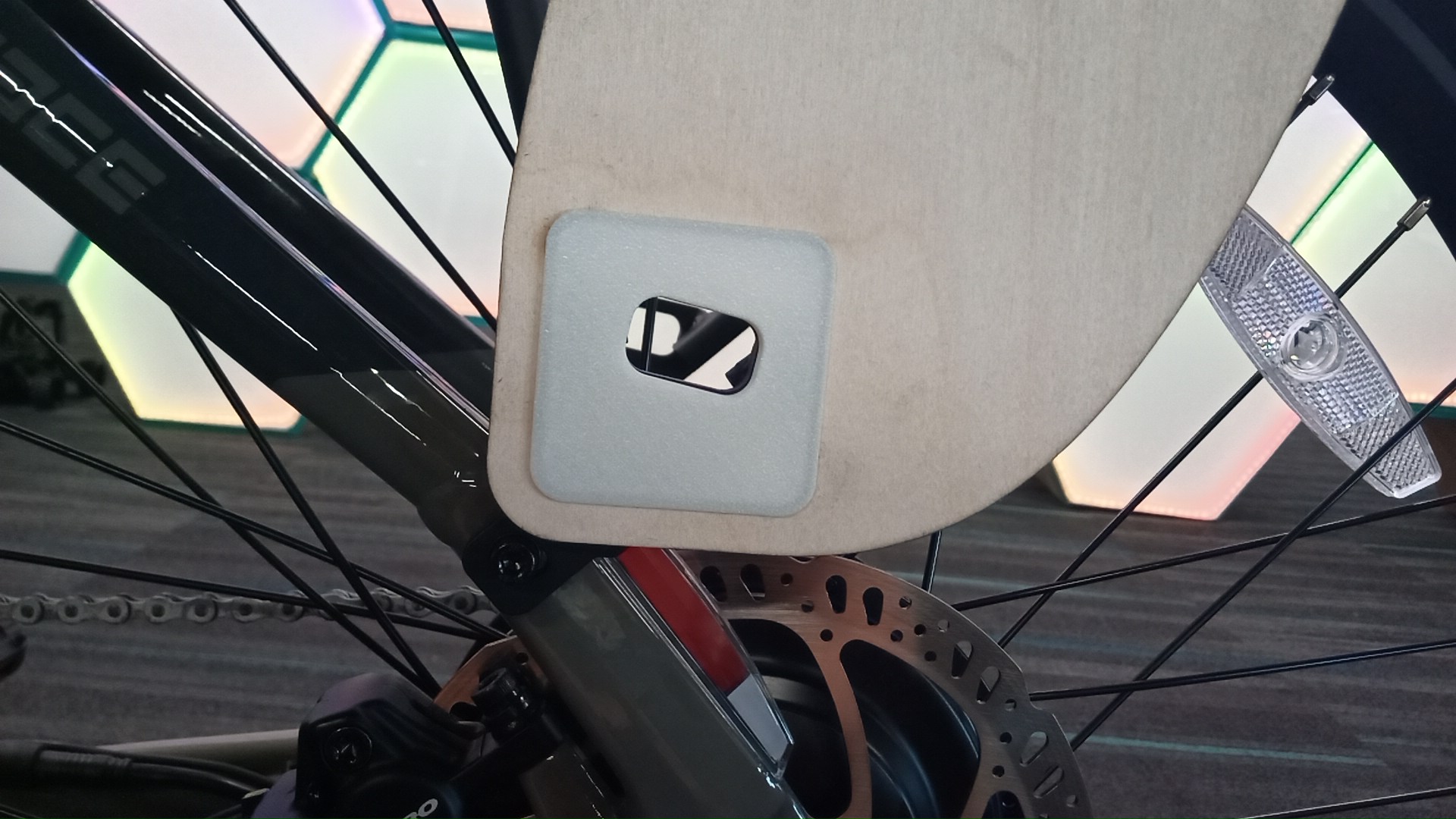 Second angle of cutout and lower hardware clearance